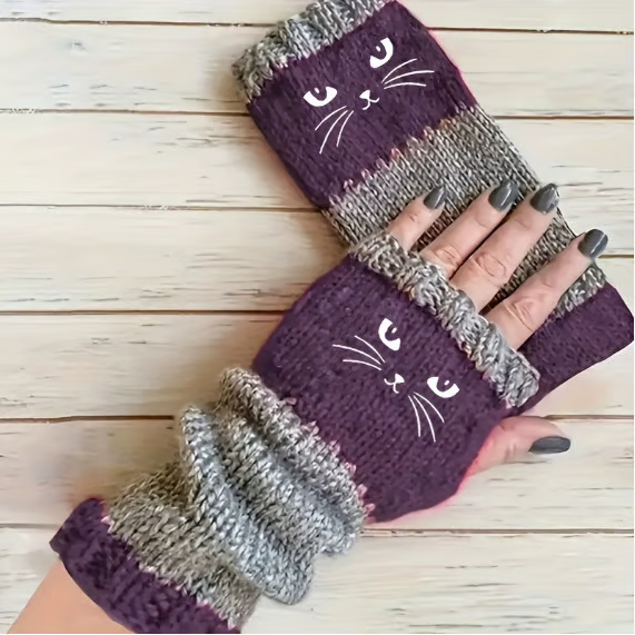 🐱 Purr-fectly Cozy: Embroidered Cat Fingerless Gloves 🧶