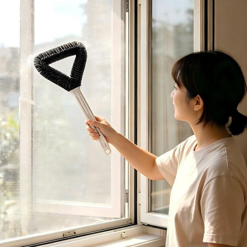 Triangle Window Screen Cleaner Brush Easy Mesh Cleaning Tool