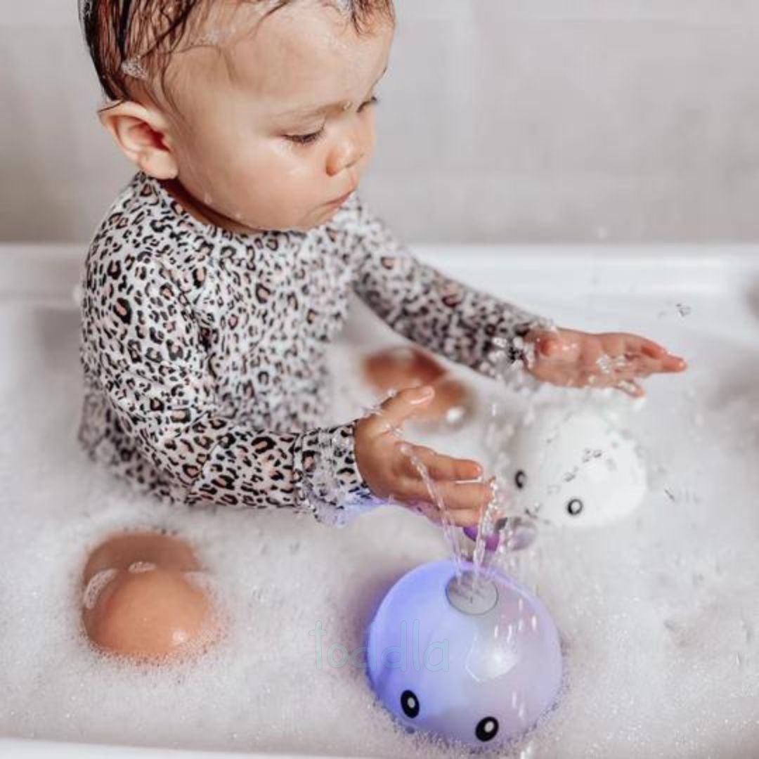 🦈 Whale Bath Toy with Disco Lights – Make Bathtime Fun and Magical